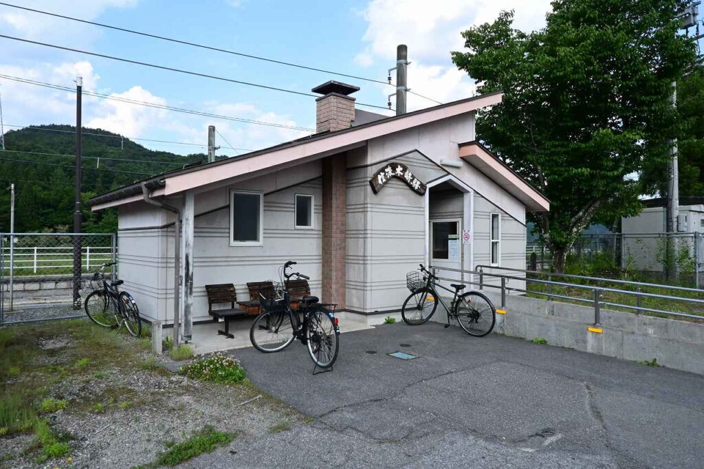 信濃木崎駅