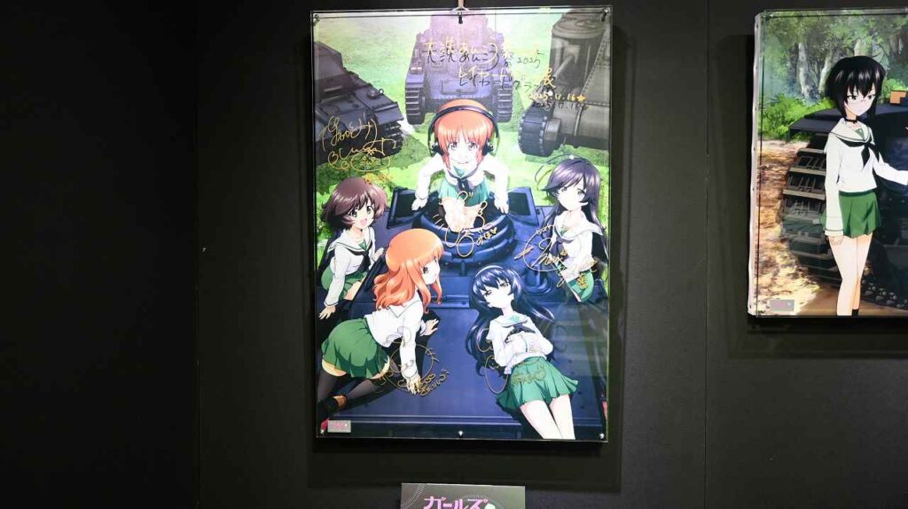 『ガールズ&パンツァー』月間戦車道 編集部 PRESENTS 実物展示レイヤードグラフ展