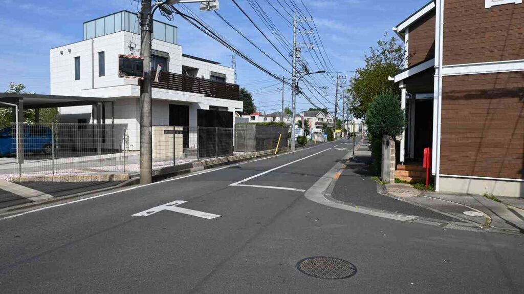 国分寺高校入口（バス停）